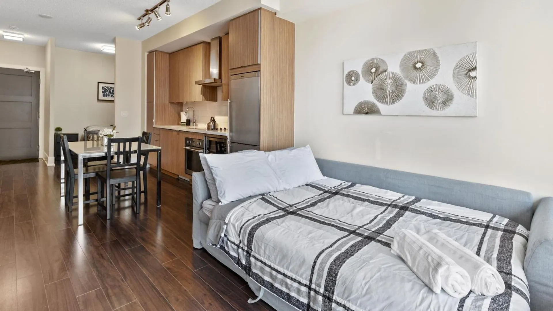 Aparthotel Cn Tower Lake View 2 Bedroom Suite Toronto