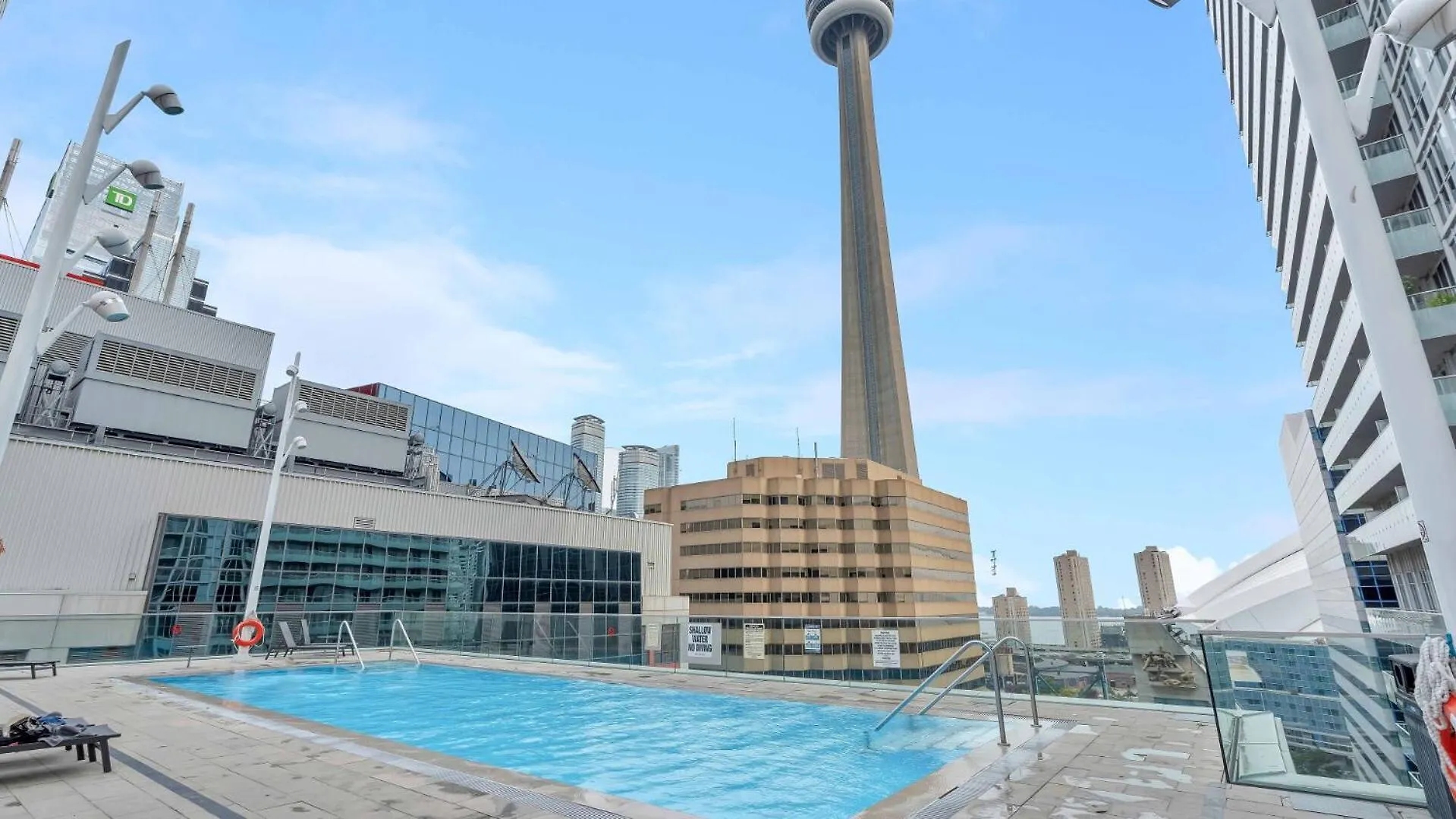 Cn Tower Lake View 2 Bedroom Suite Toronto Kanada